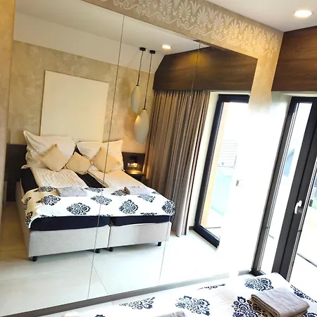 Chwil 5618 Widok Na Zalew I Gory Apartmán
