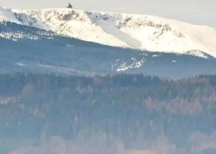 Chwil Widok Na Zalew I Gory